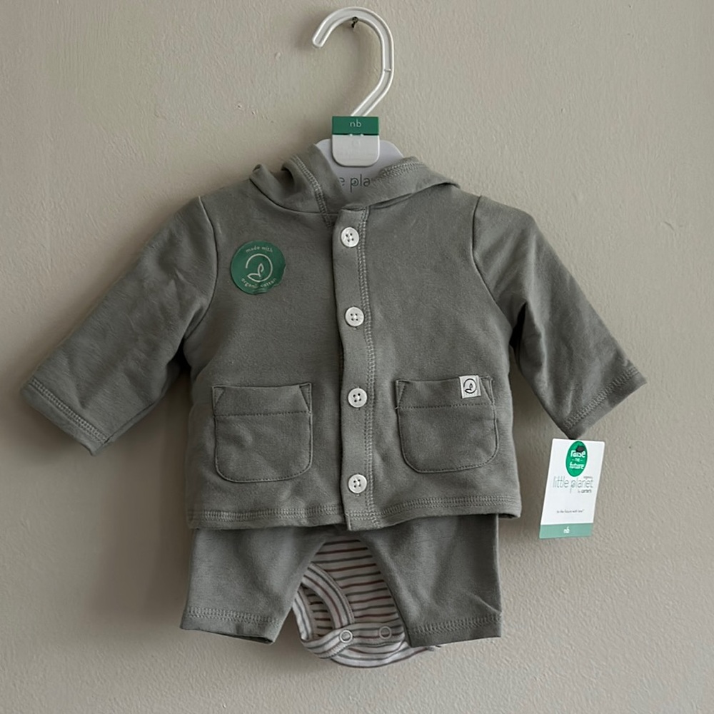 NWT Green Hooded Outfit